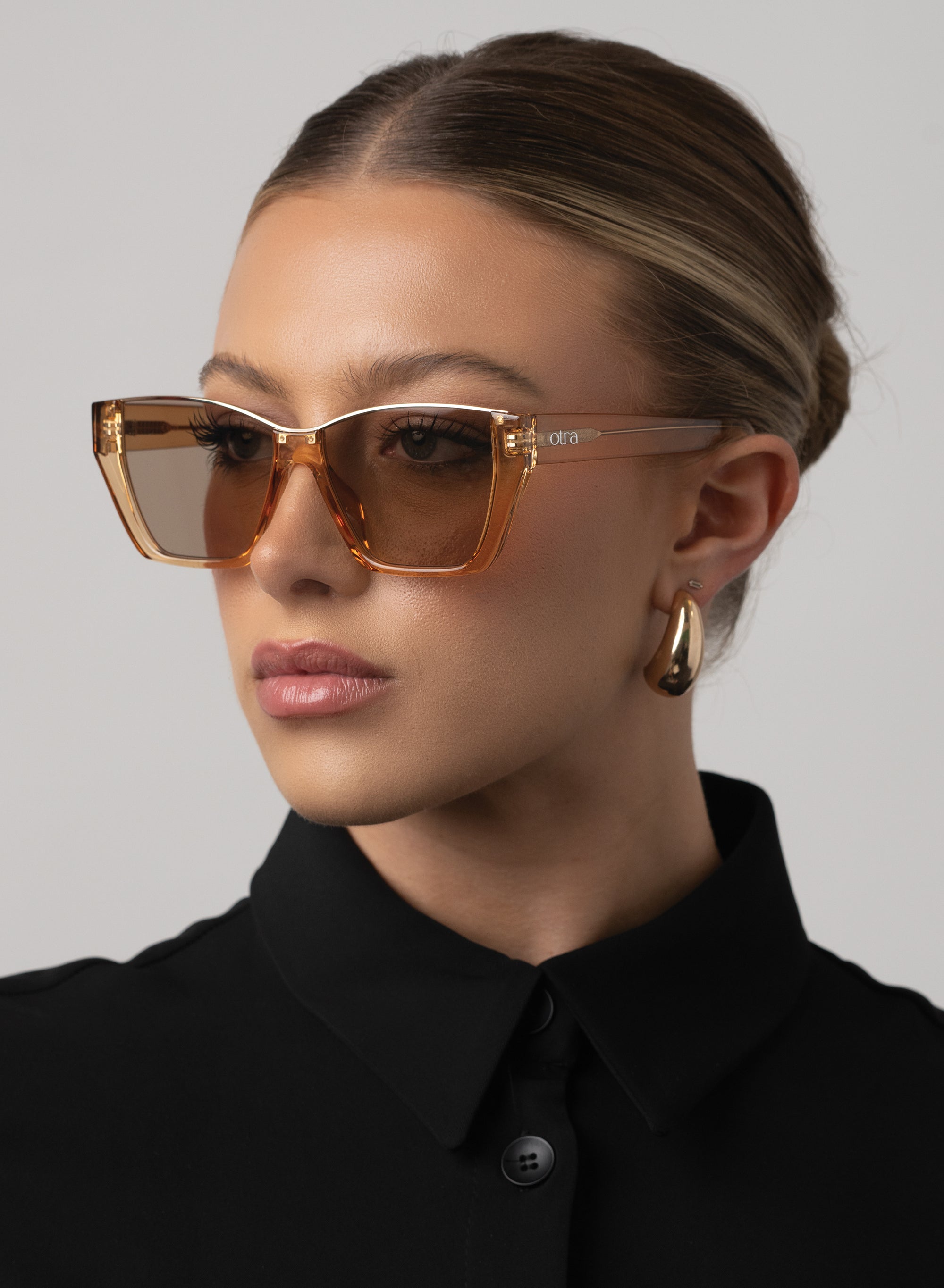 Belle - Transparent Gold