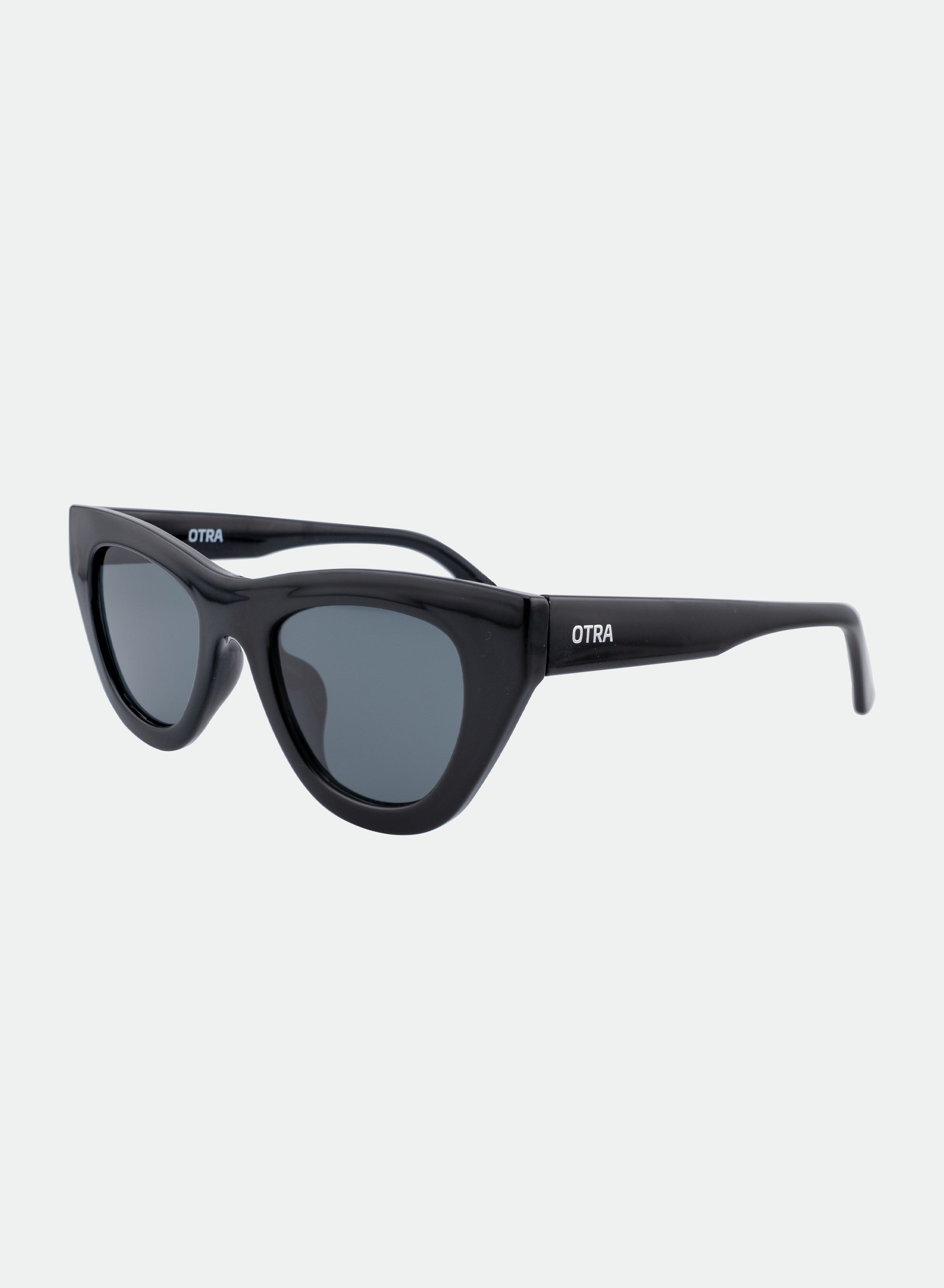 Kinni - Black