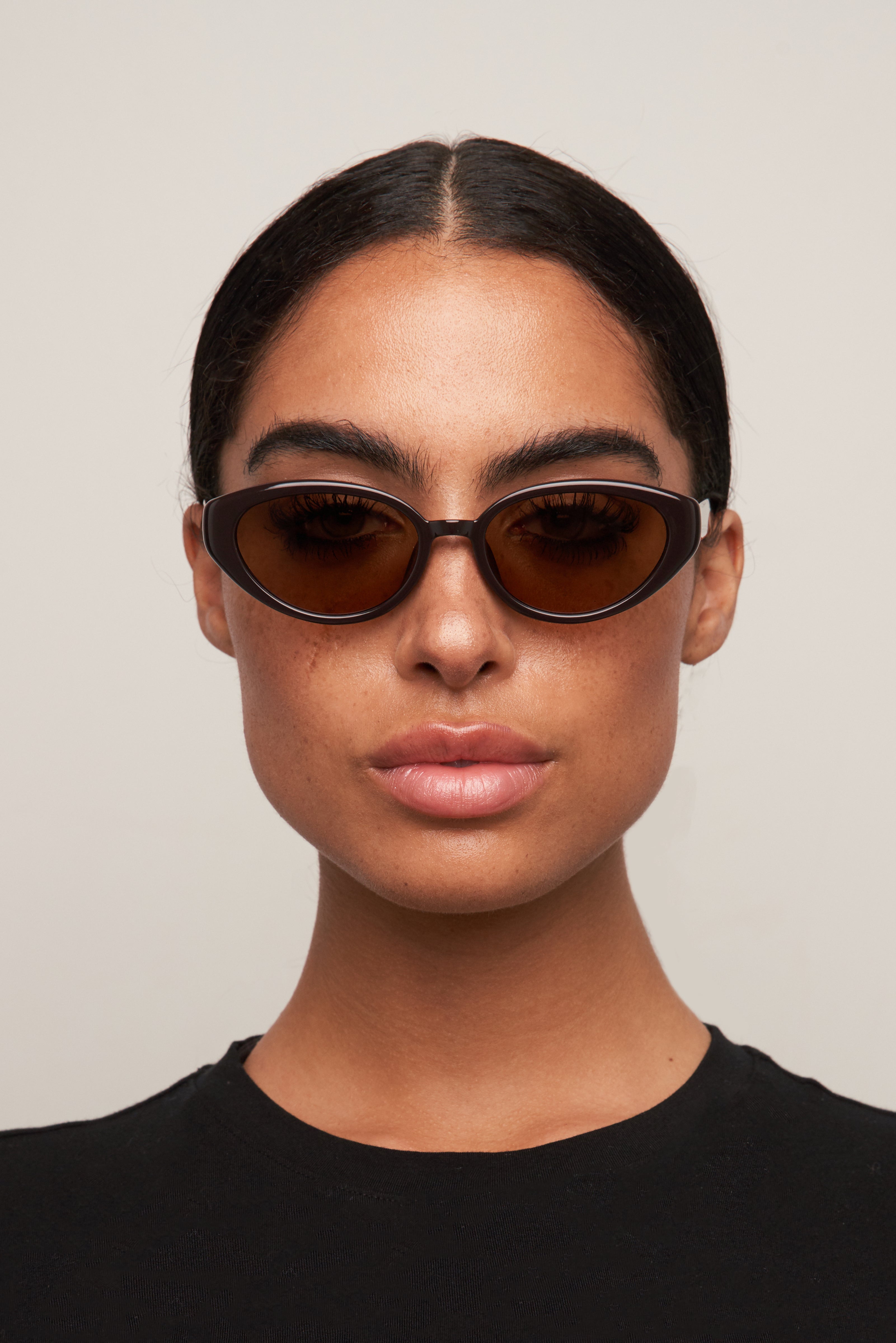 Greta - Dark Chocolate/Brown