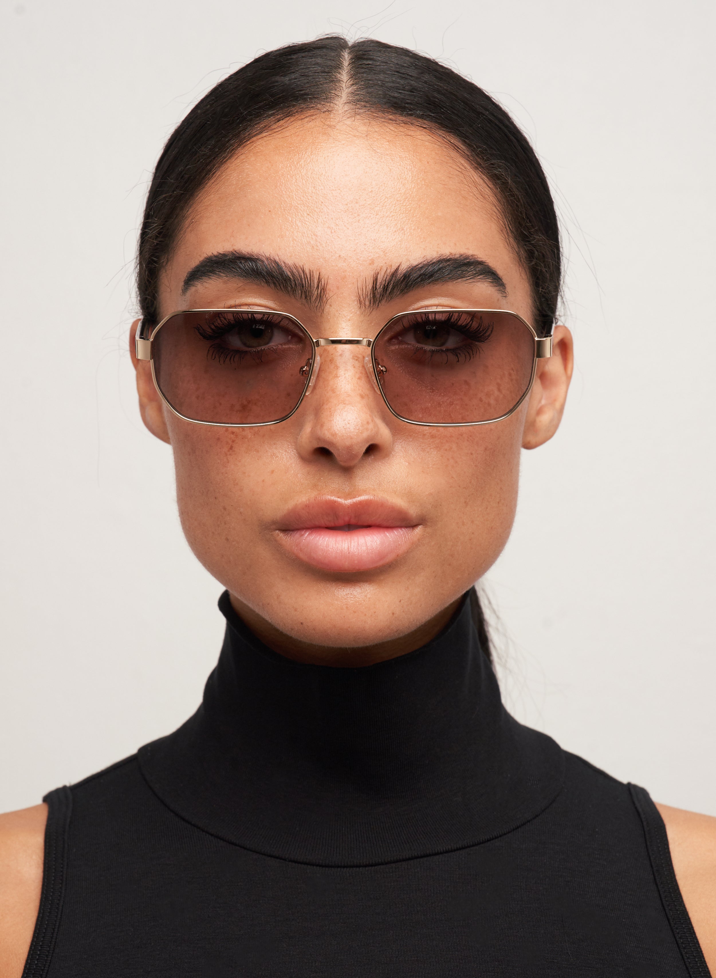 Hannah - Gold/ Smokey Brown