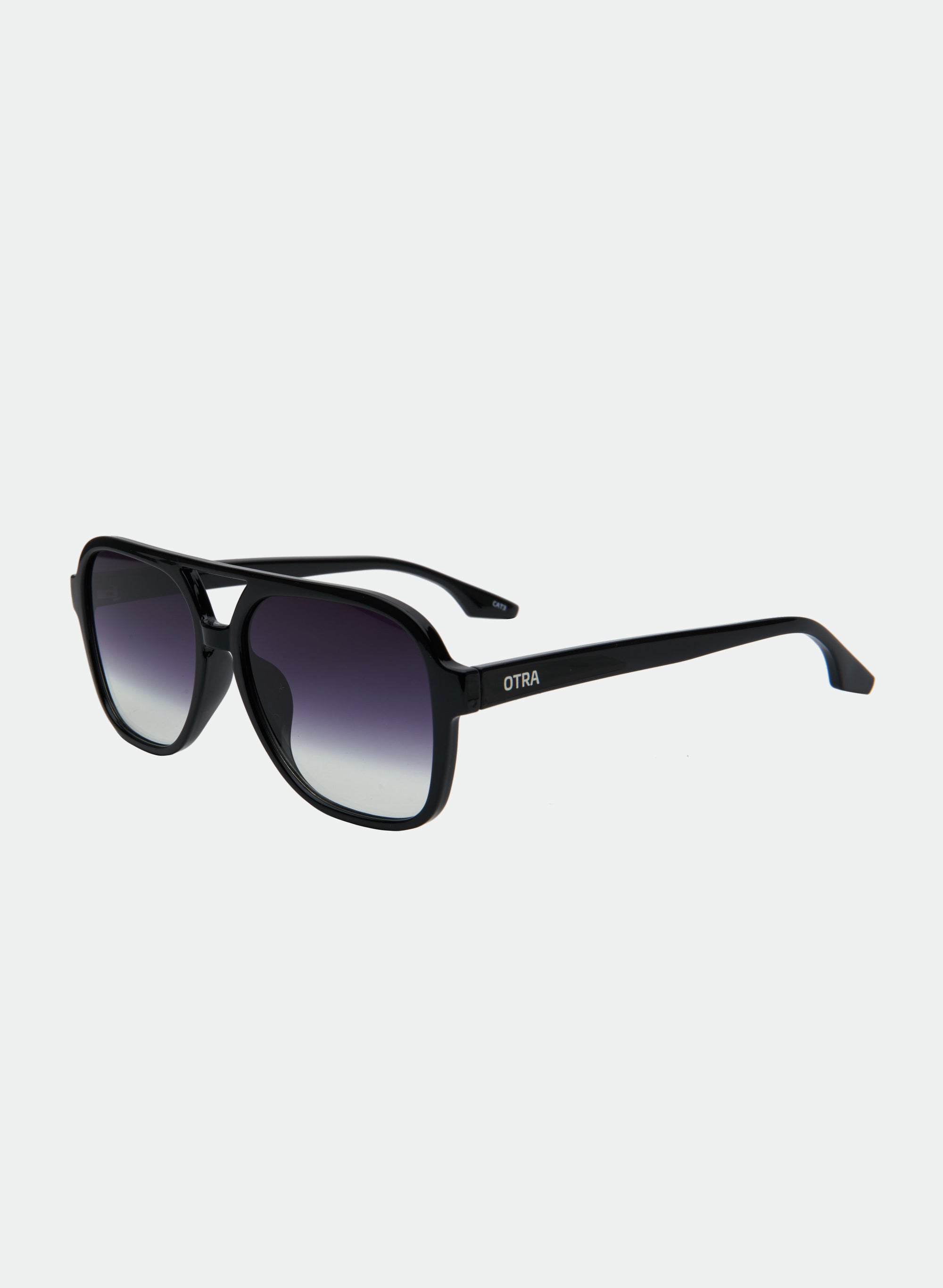 Kori-Black/ Smoke Fade