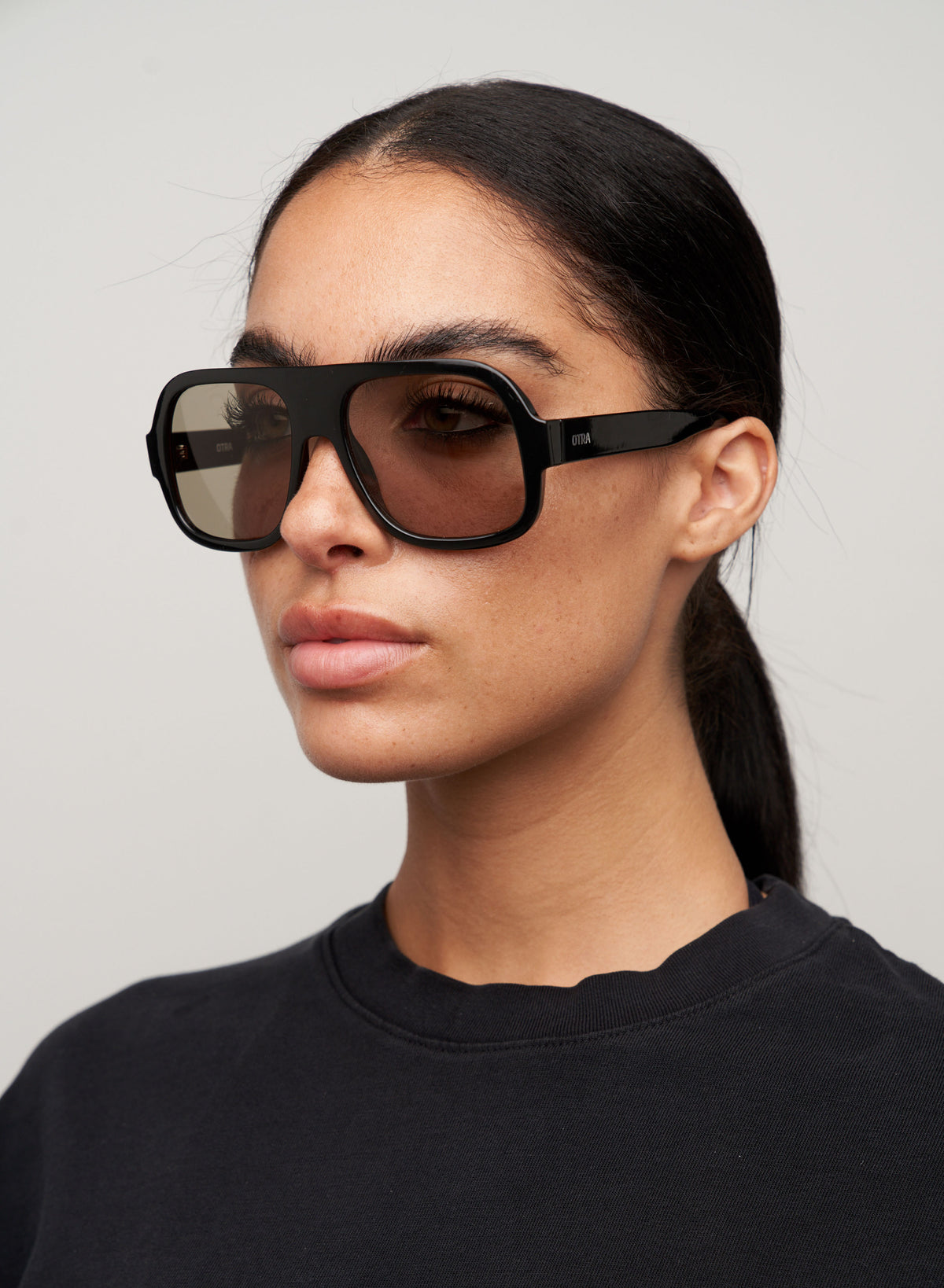 Malia - Black/ Olive