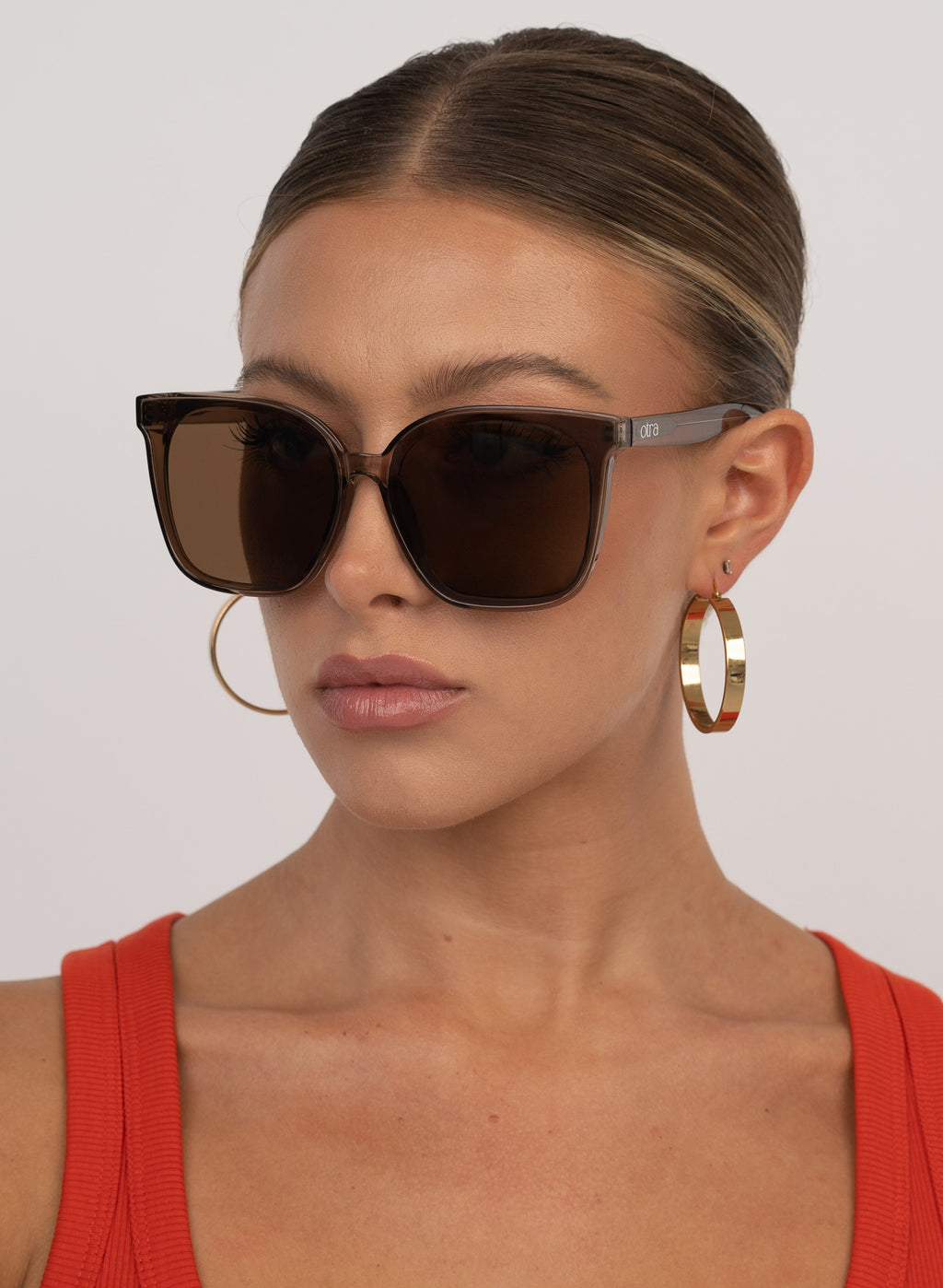 Betty - Transparent Olive