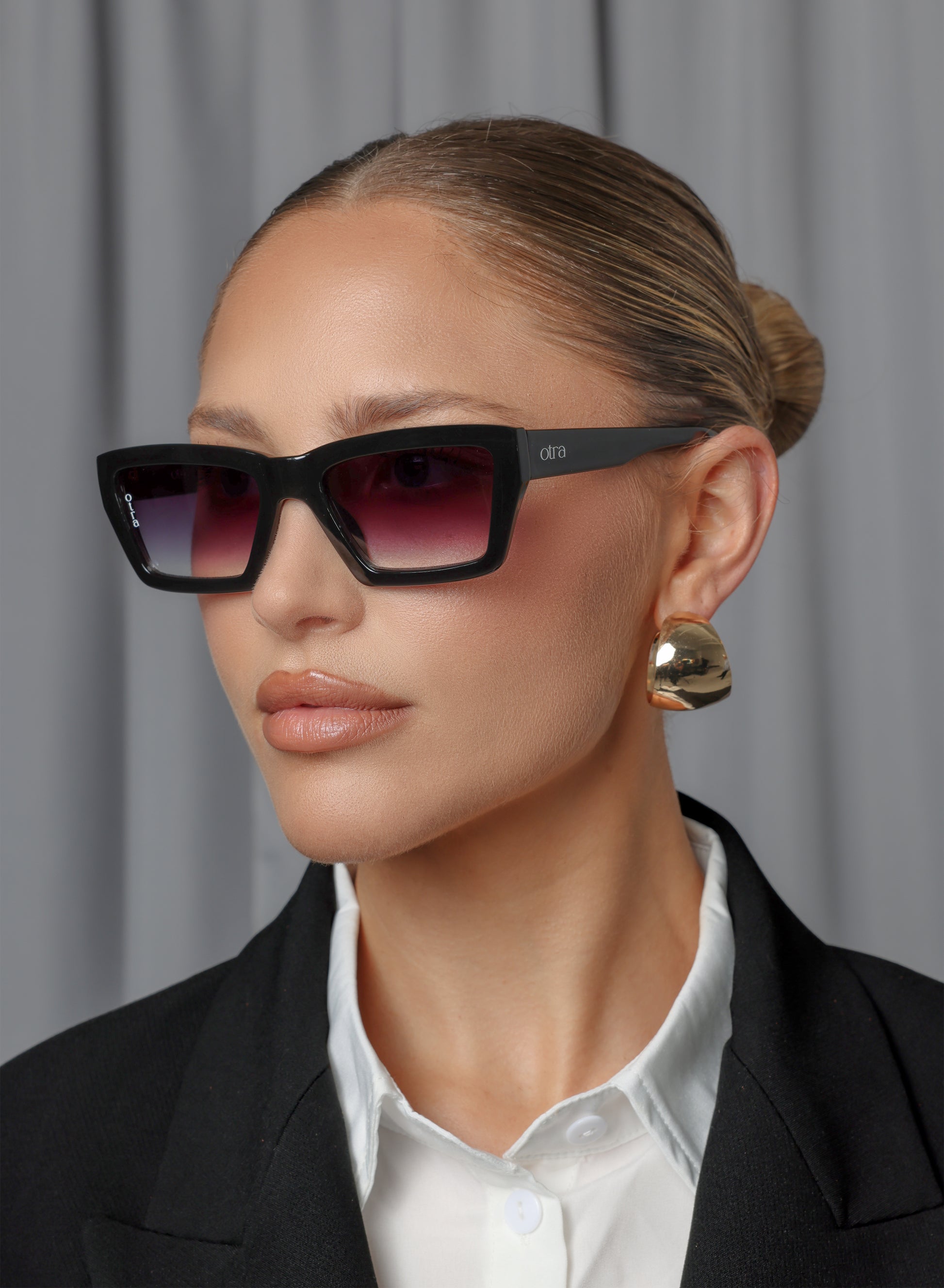 Fairfax sunglasses black on-model
