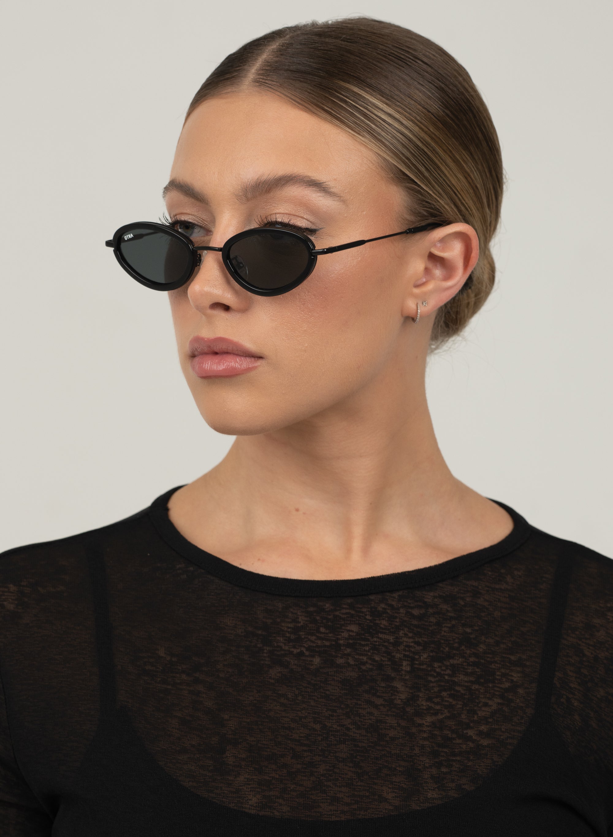 Lexi - Black
