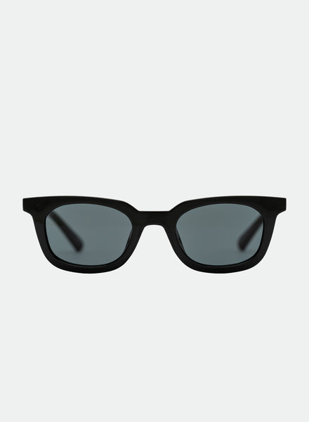 nia_black_front_grande.jpg?v=  display picture 1
