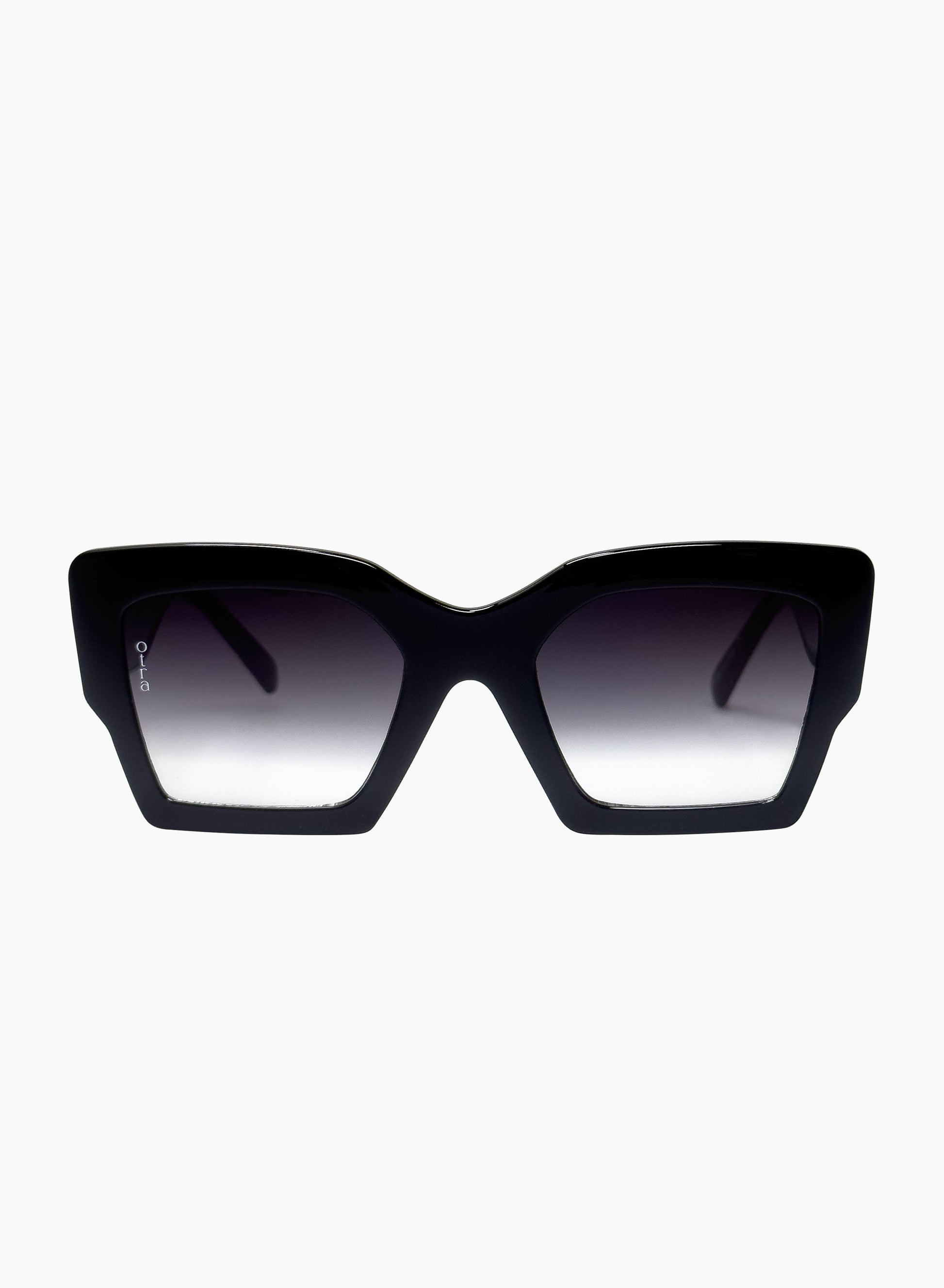Pipa cat eye sunglasses in black