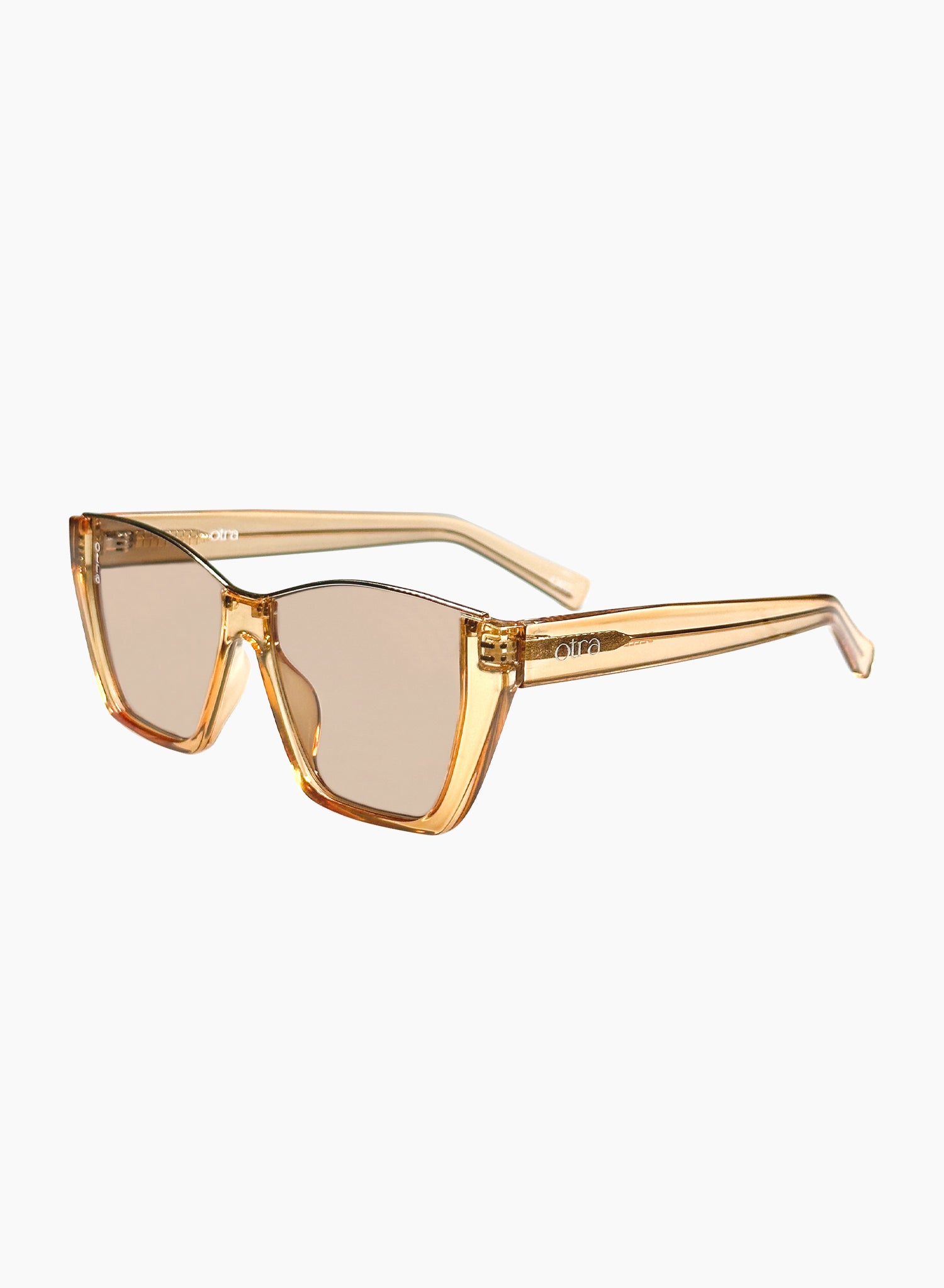 Side view Belle oversized cateye sunglasses in gold