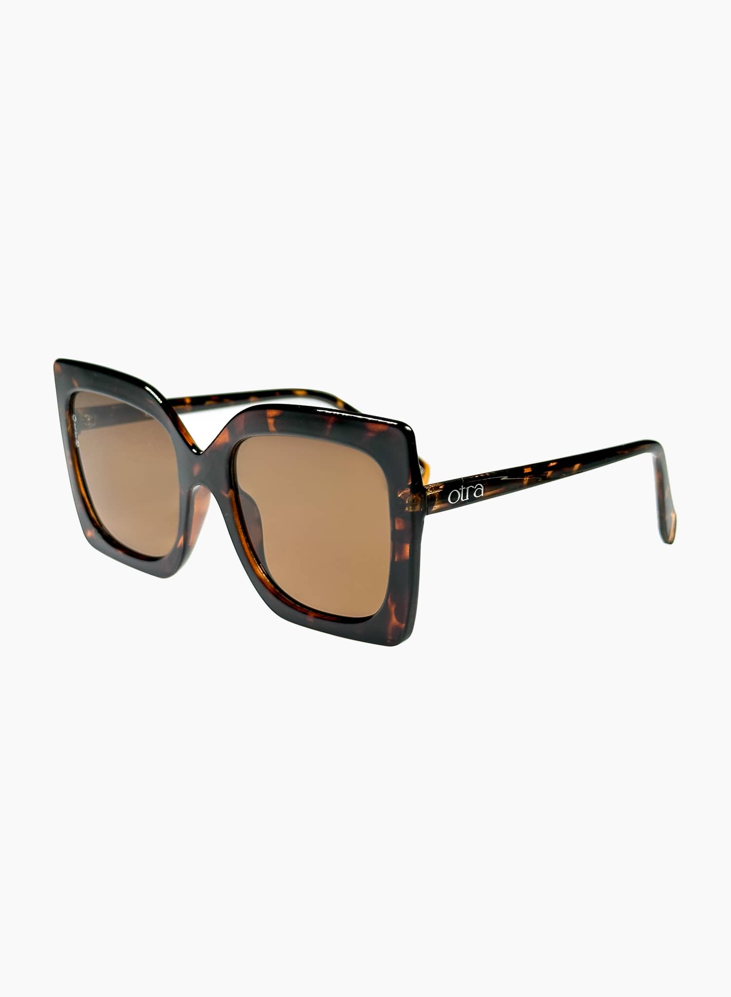 Side view of Oversized cat eye Dynasty sunglasses in brown tortoiseshell
