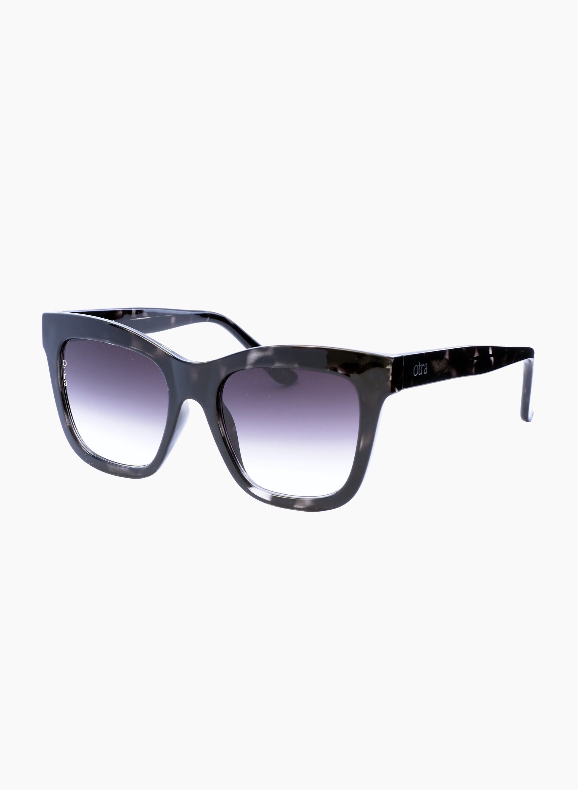 Side view of Irma oversized cat eye sunglasses in black tortoiseshell