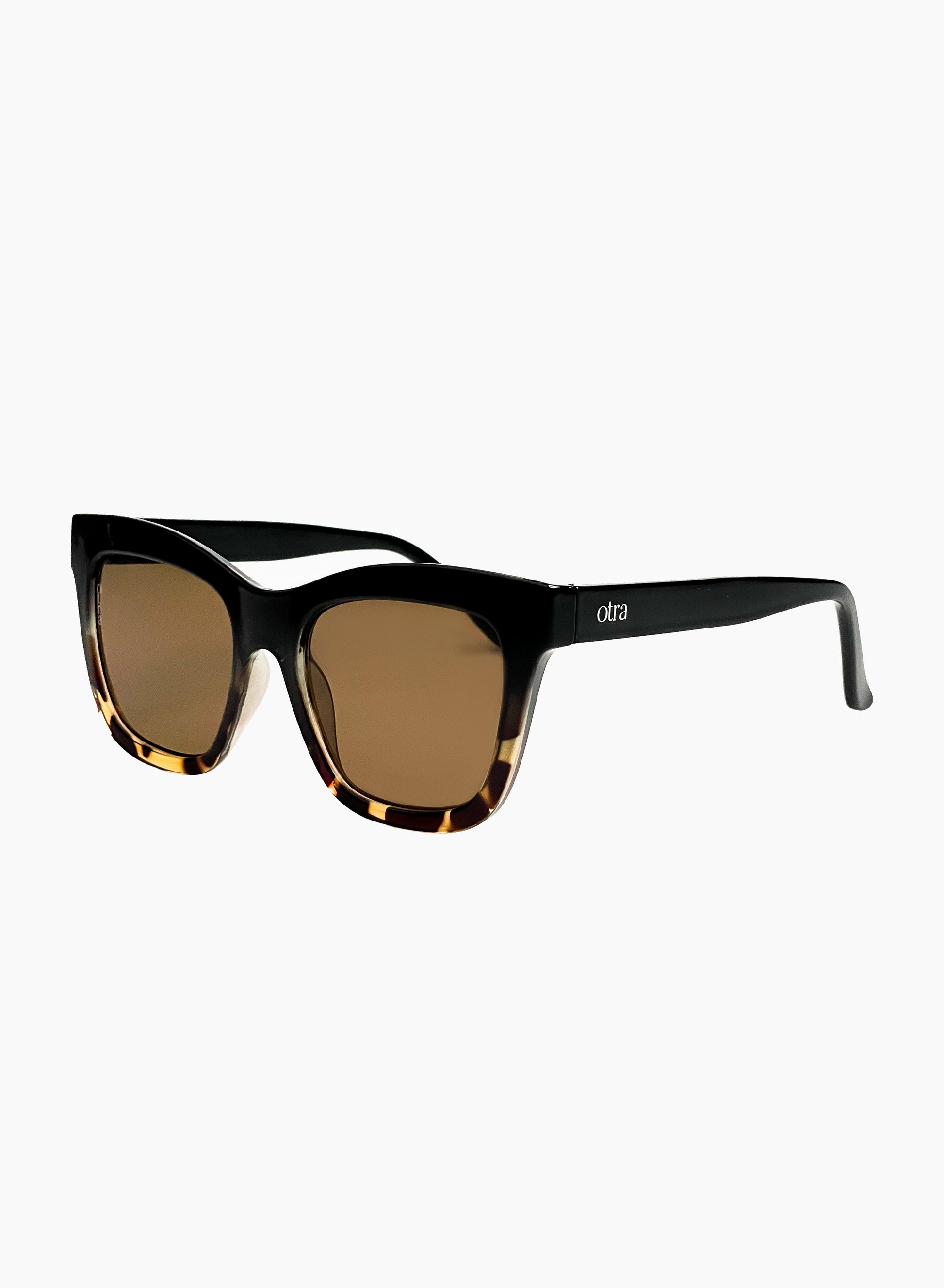 Side view of Irma cat eye sunglasses in brown tortoiseshell