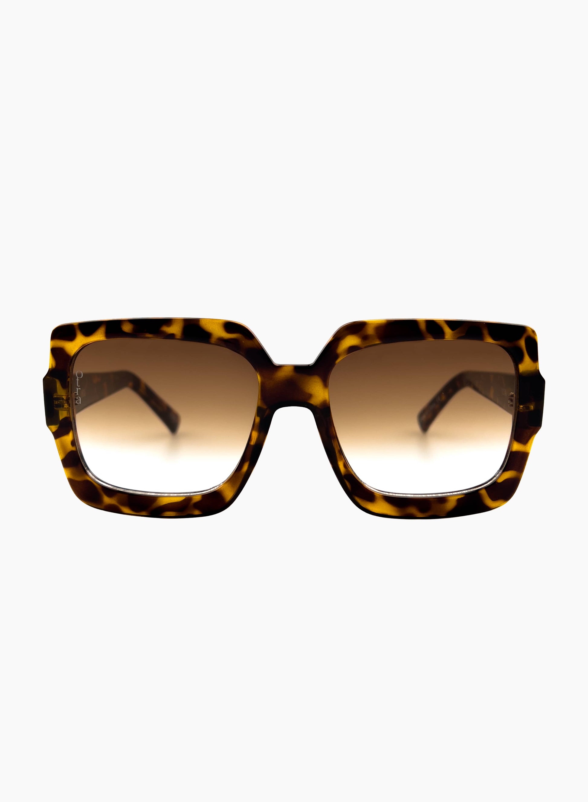Luna oversized mod style sunglasses in tortoiseshell