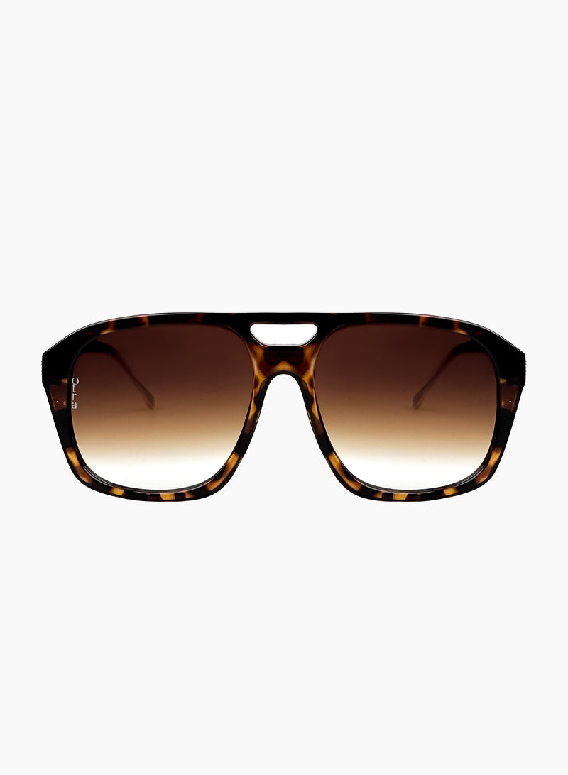 Reina - Tortoiseshell